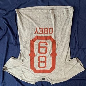OBEY T-SHIRT